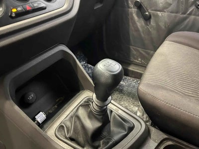 2024 Chevrolet Tornado 5p Van LS L4/1.5 Man