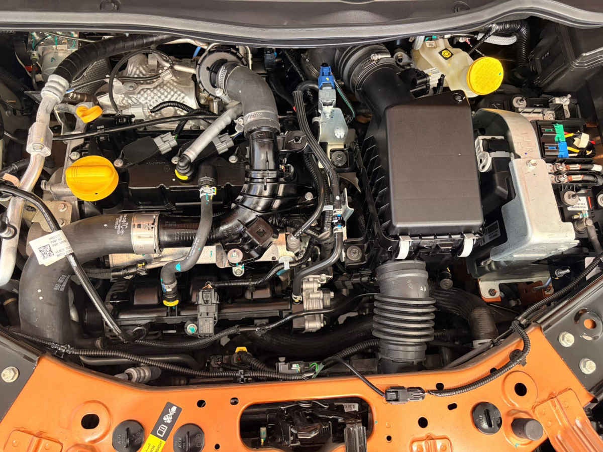 2025 Nissan Magnite 5p Exclusive L3/1.0/T Aut