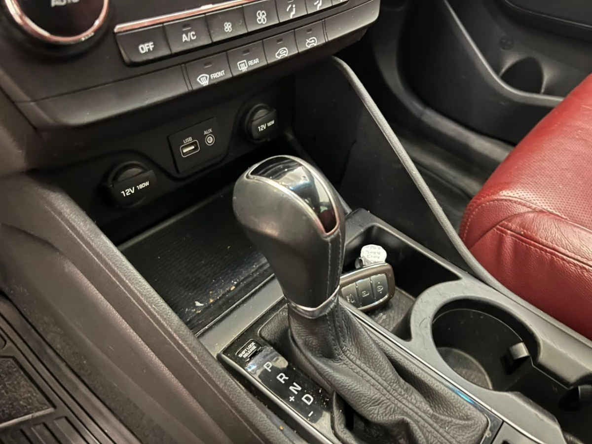 2017 Hyundai Tucson 5p Limited Tech Navi L4/2.0 Aut