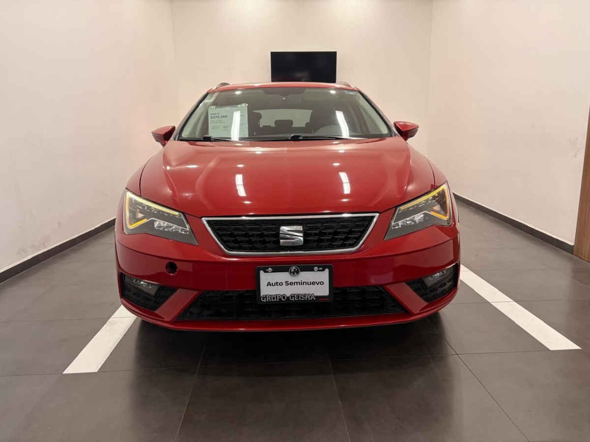 2019 Seat Leon 5p Style ST Full Lead L4/1.4/T Aut