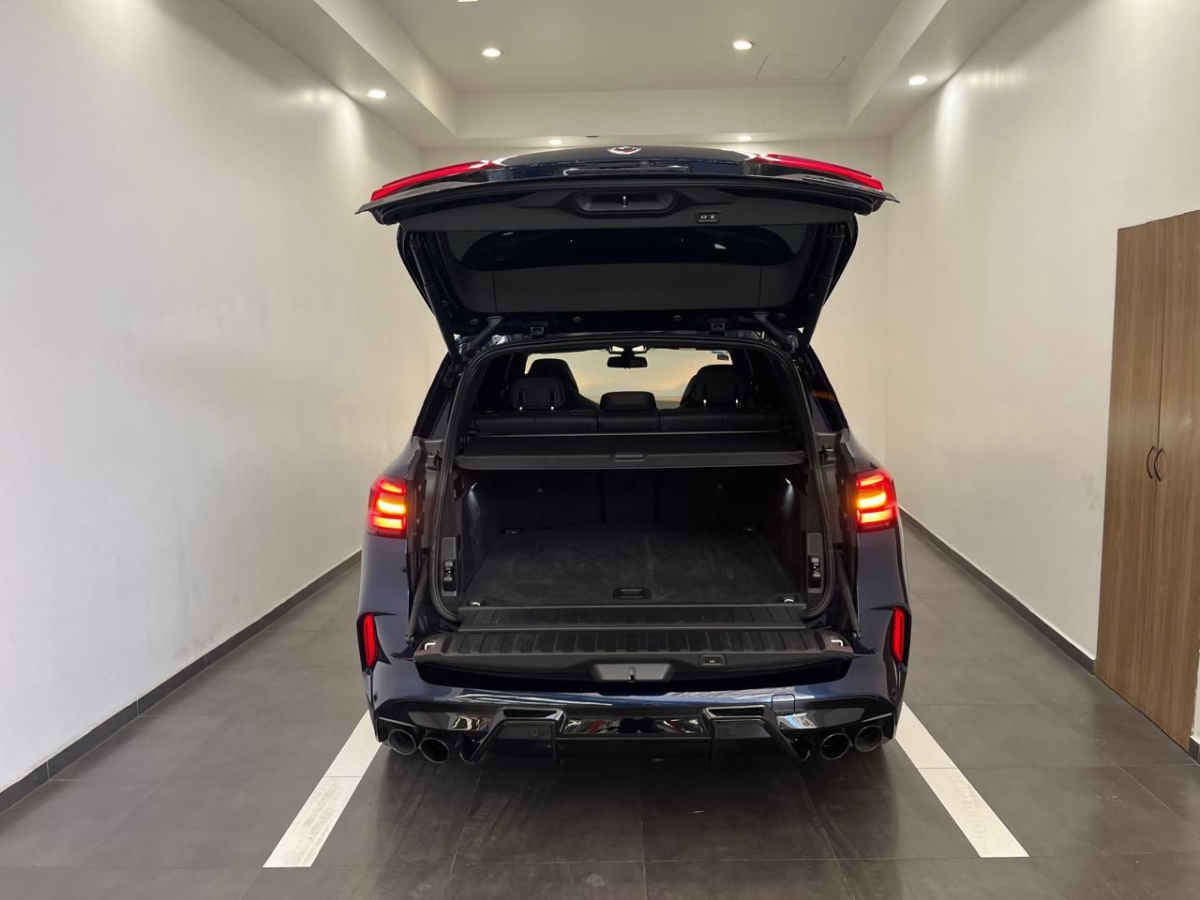 2023 BMW X5 5p M Competition V8/4.4/T Aut