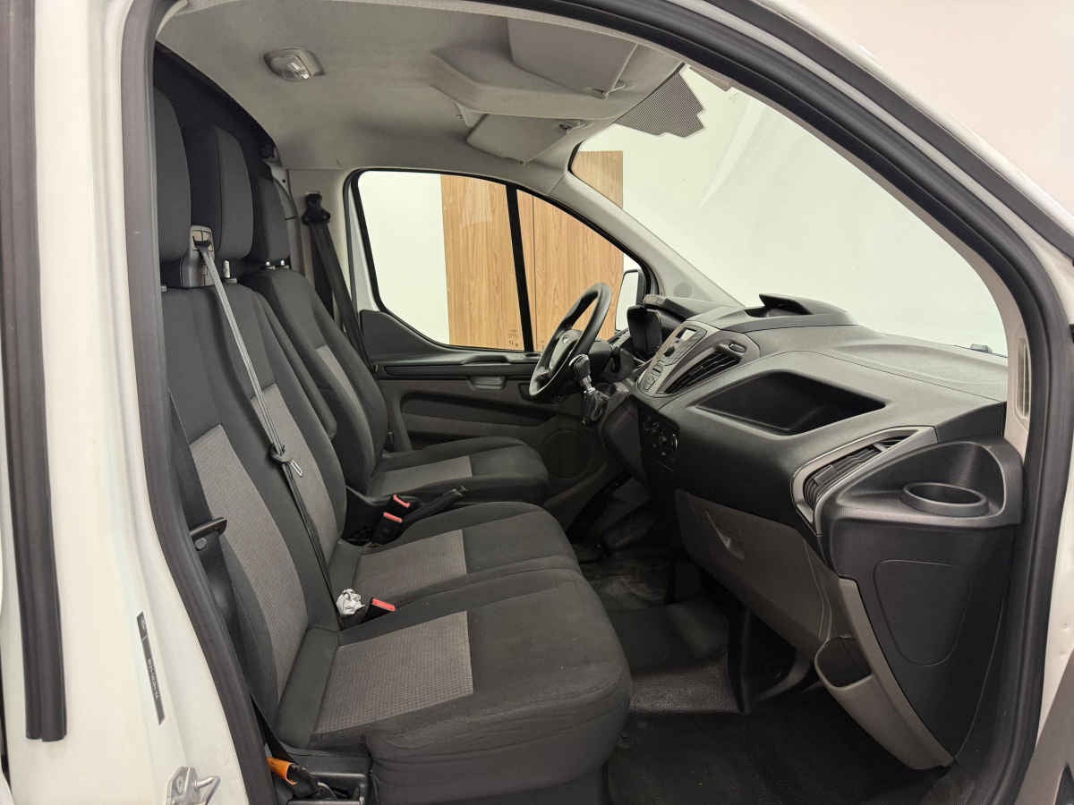 2021 Ford Transit 4p Custom Van Corta L4/2.2/T Diesel Man A/A