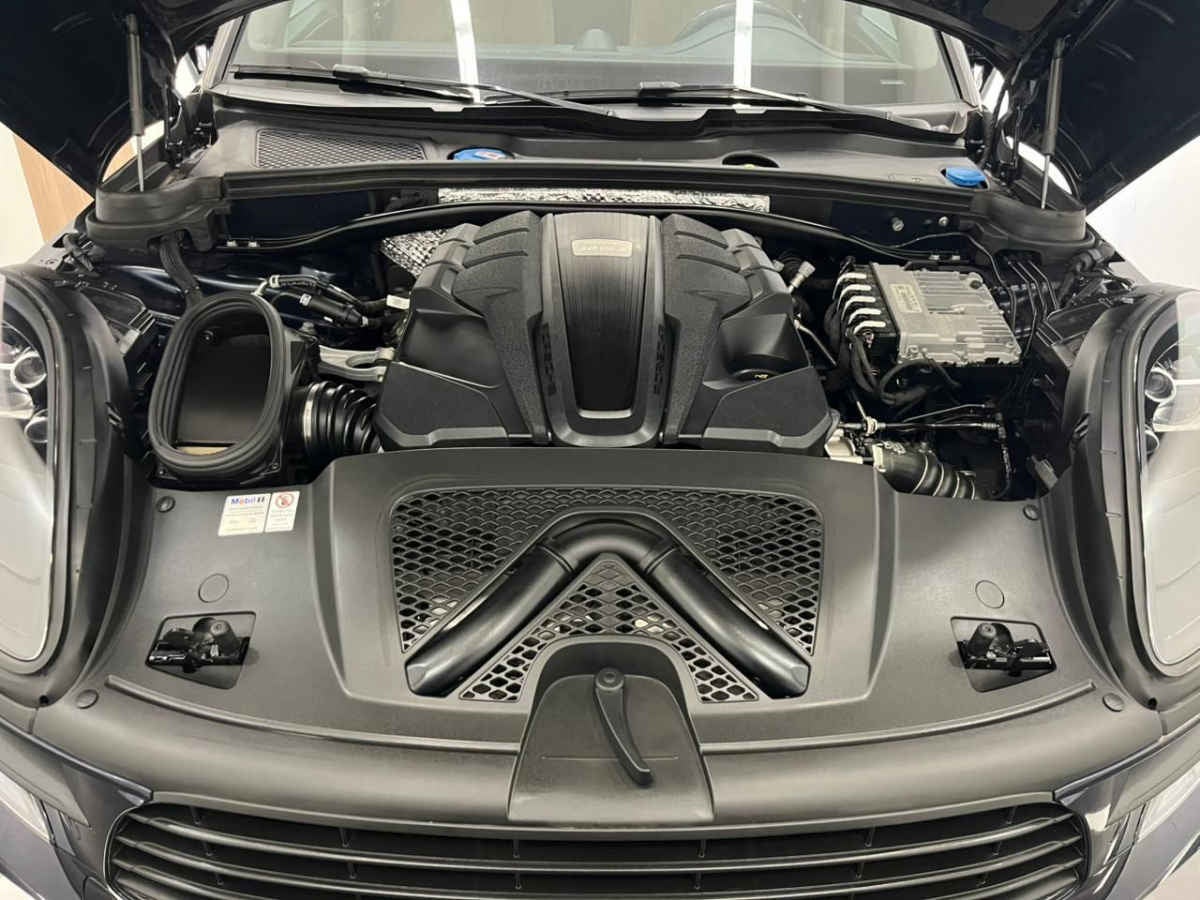 2021 Porsche Macan 5p S V6/3.0/T Aut