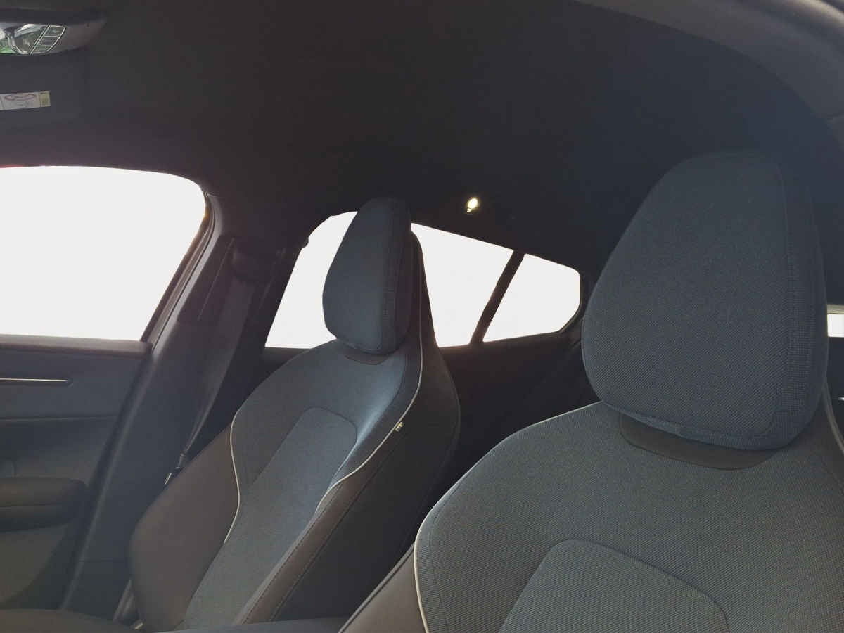 2025 Volvo EX30 5p Core EV Aut 51 kWh