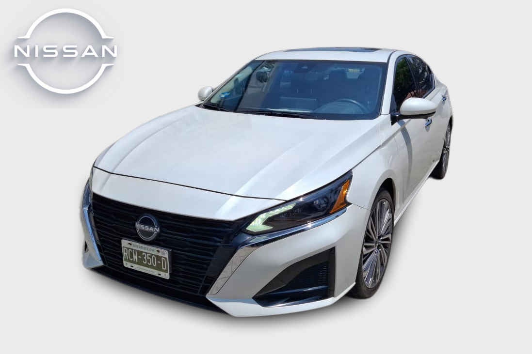 2023 Nissan Altima 4p Exclusive L4/2.0/T Aut