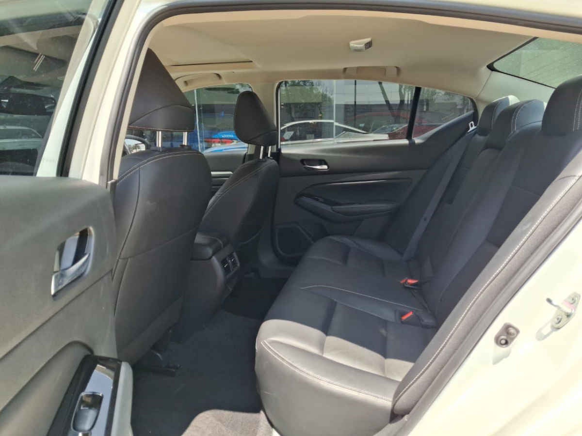 2023 Nissan Altima 4p Exclusive L4/2.0/T Aut