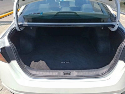 2023 Nissan Altima 4p Exclusive L4/2.0/T Aut