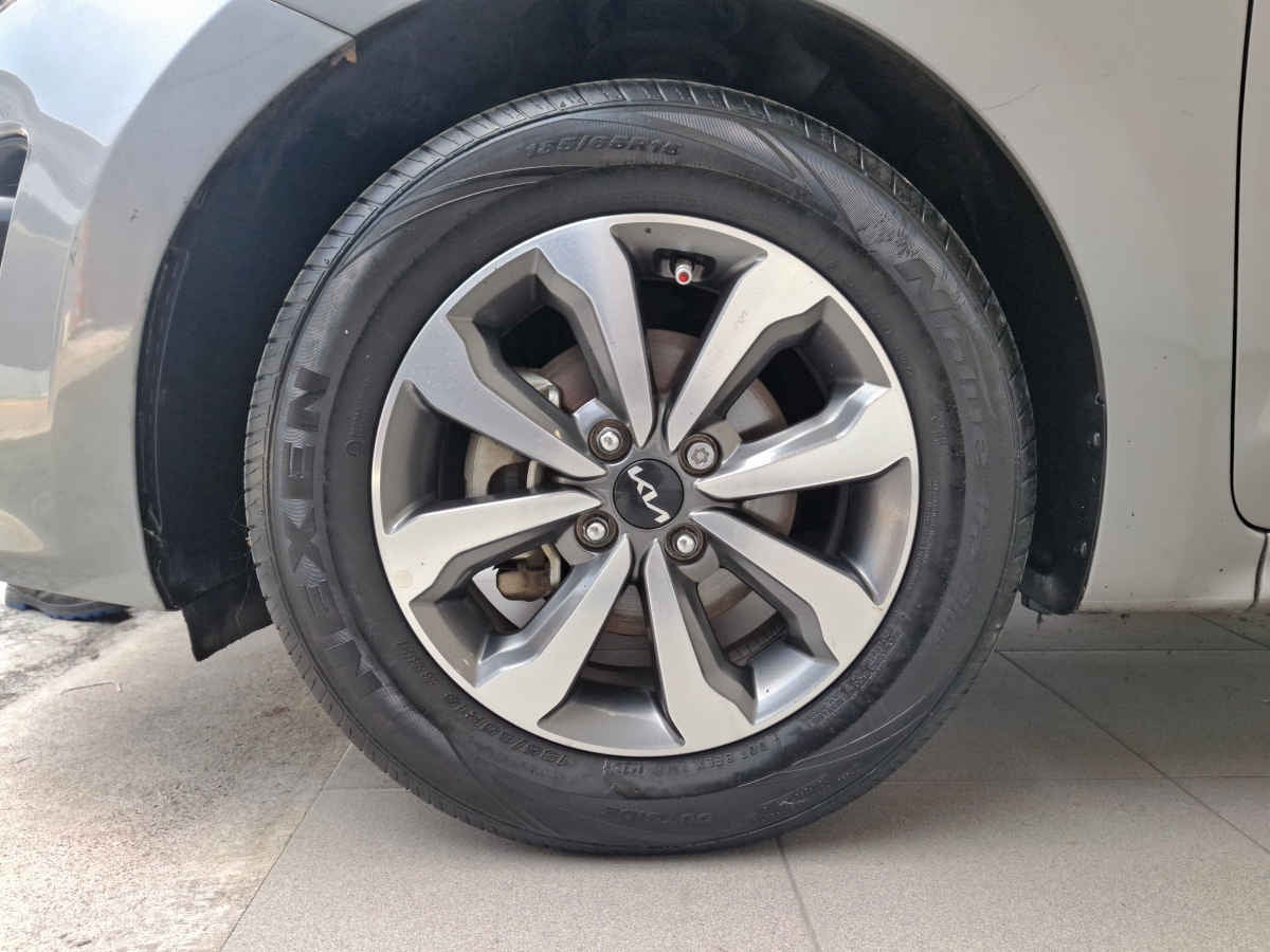 2022 Kia KIA RIO HB 5p EX L4/1.6 Man