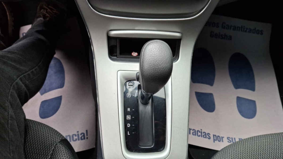 2013 Nissan Sentra 4p Sense L4 1.8 CVT