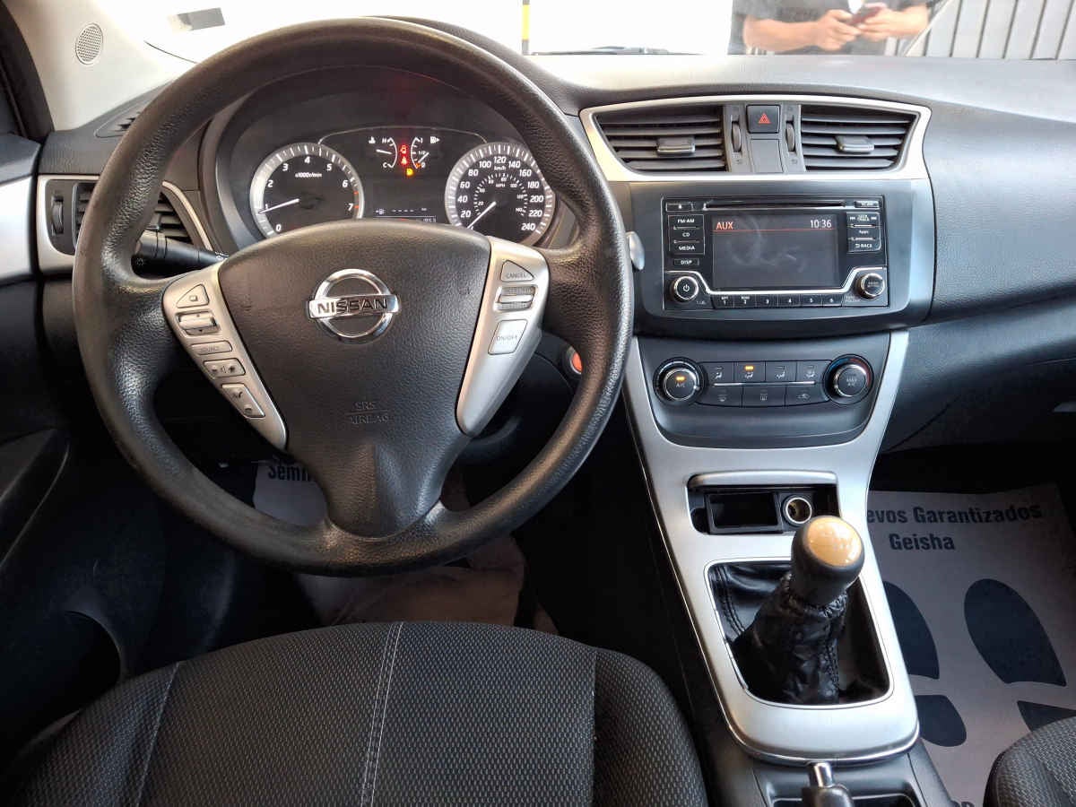 2016 Nissan Sentra 4p Advance L4/1.8 Man