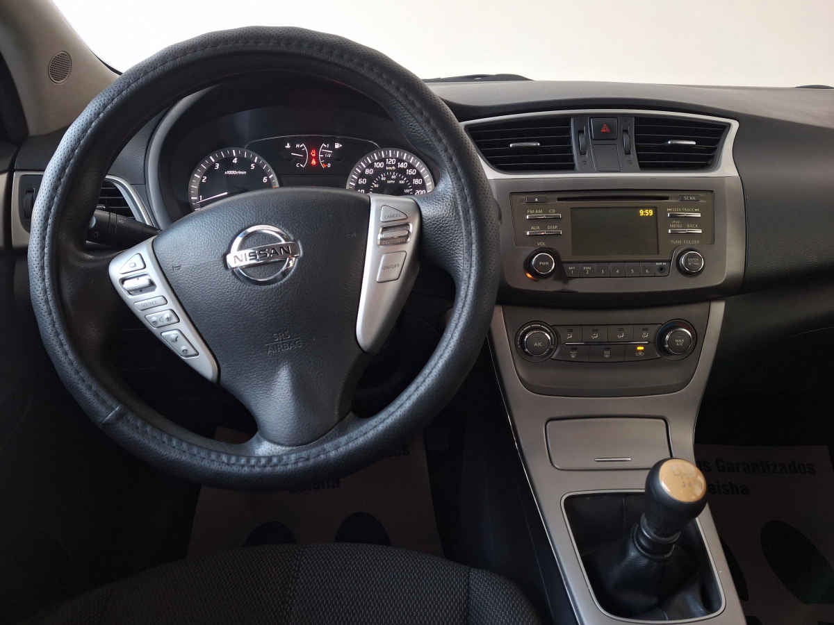 2015 Nissan Sentra 4p Advance L4/1.8 Man