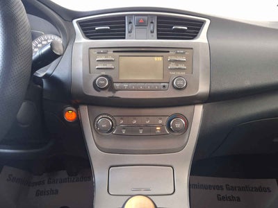 2015 Nissan Sentra 4p Advance L4/1.8 Man