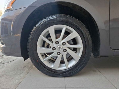 2015 Nissan Sentra 4p Advance L4/1.8 Man