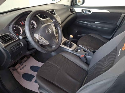 2015 Nissan Sentra 4p Advance L4/1.8 Man