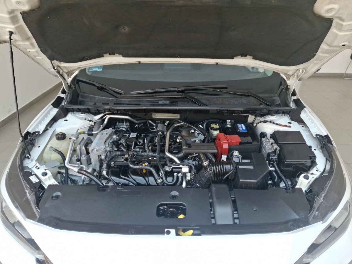 2020 Nissan Sentra 4p Advance L4/2.0 Aut