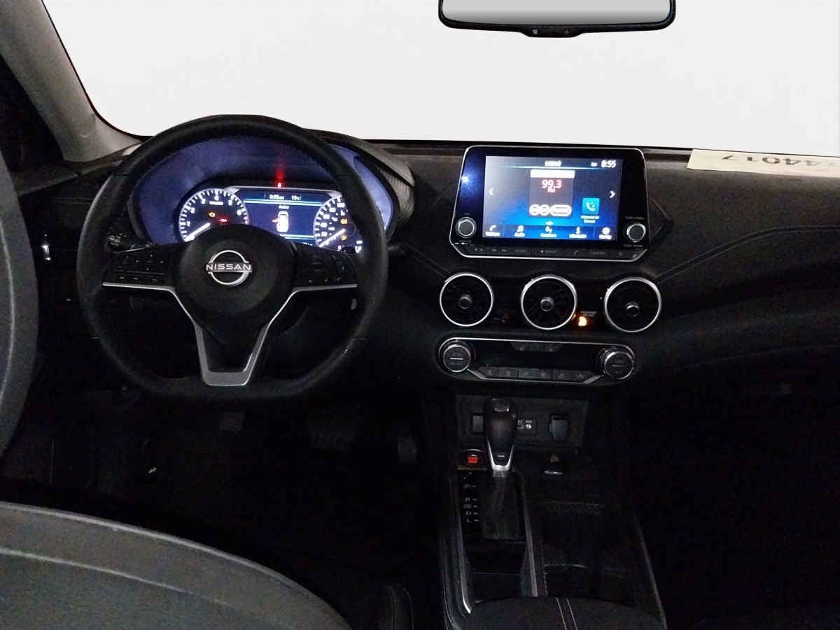 2025 Nissan Sentra 4p SR Platinum Bi-tono L4/2.0 Aut