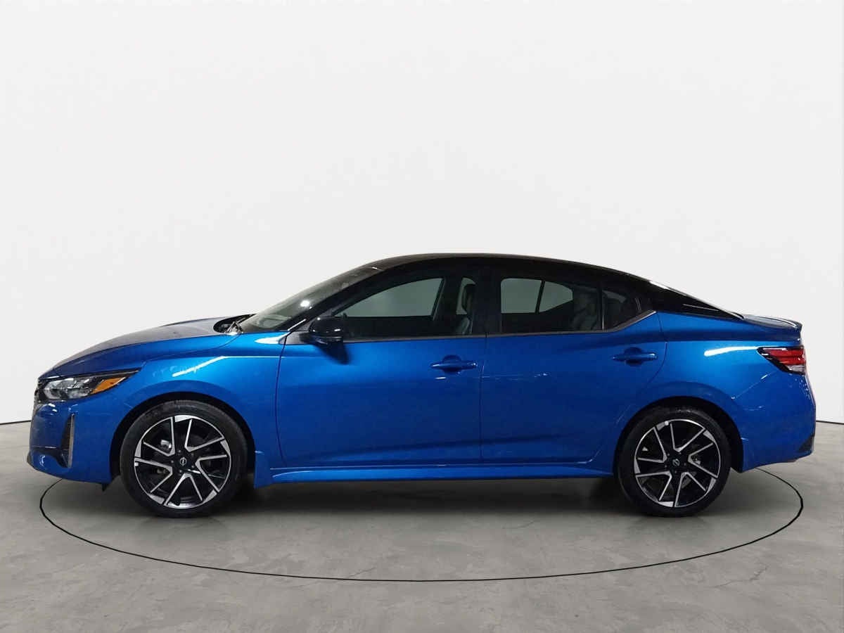 2025 Nissan Sentra 4p SR Platinum Bi-tono L4/2.0 Aut