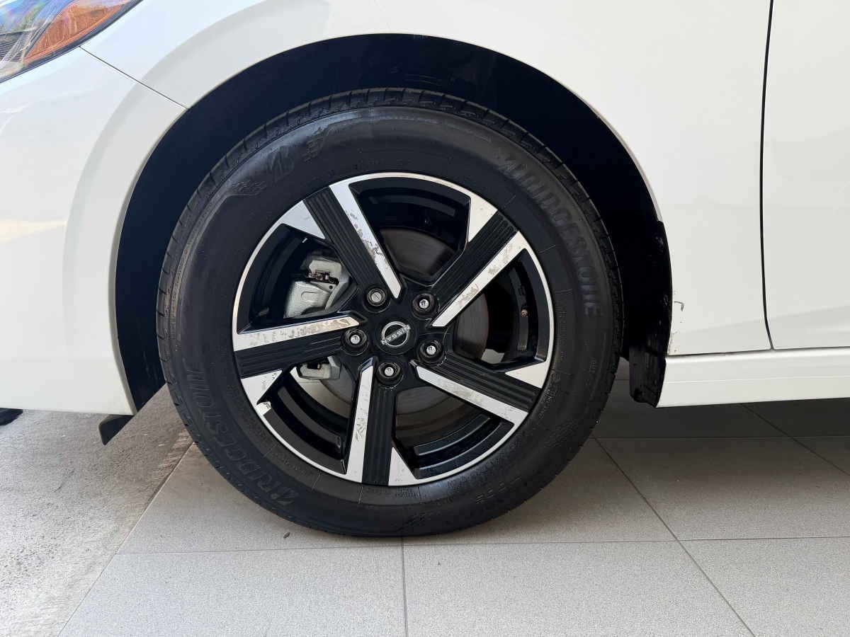 2024 Nissan Sentra 4p Advance L4/2.0 Aut