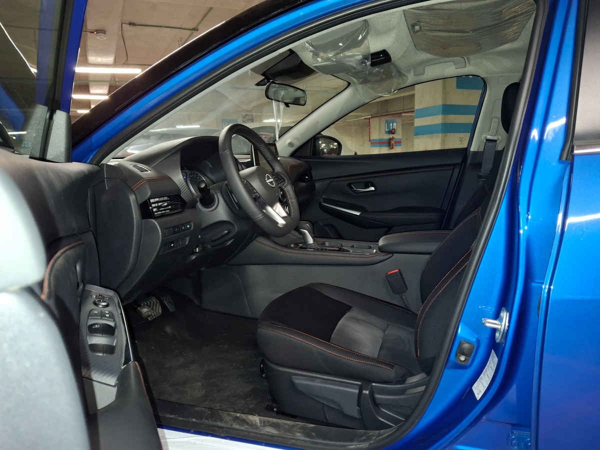 2024 Nissan Sentra 4p SR L4/2.0 Aut