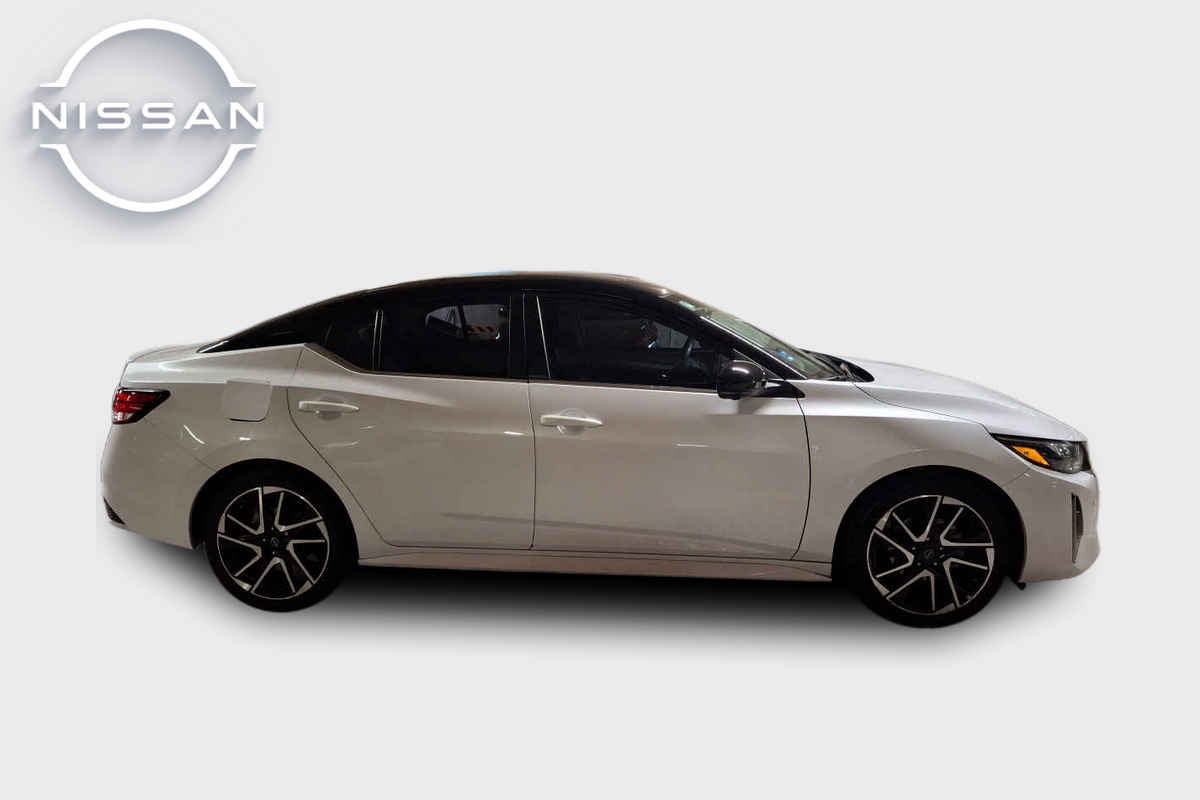2024 Nissan Sentra 4p SR Platinum L4/2.0 Aut