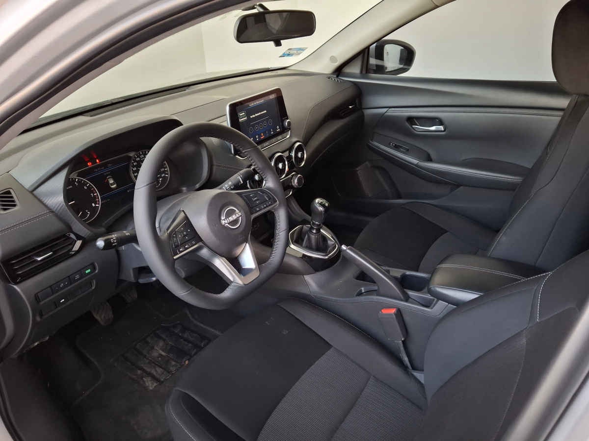 2024 Nissan Sentra 4p Advance L4/2.0 Man