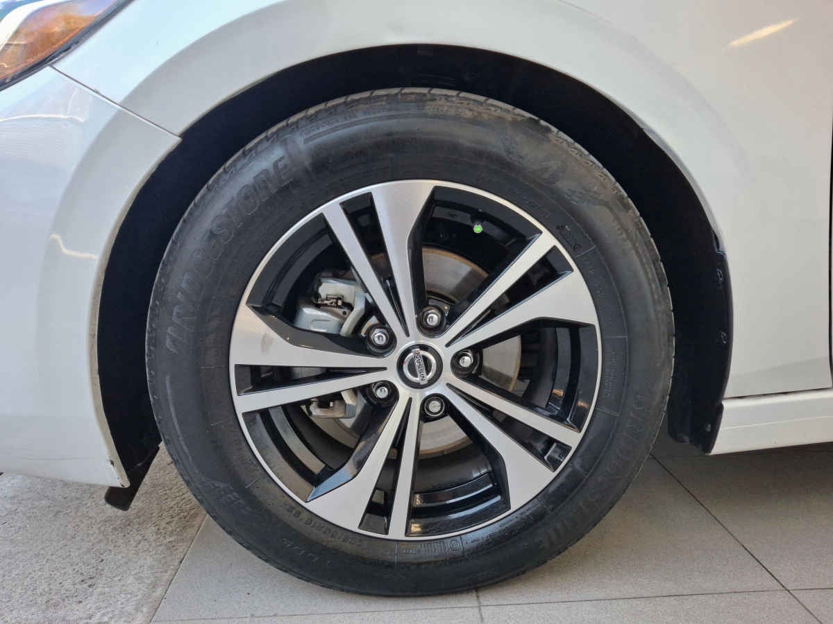 2023 Nissan Sentra 4p Advance L4/2.0 Aut