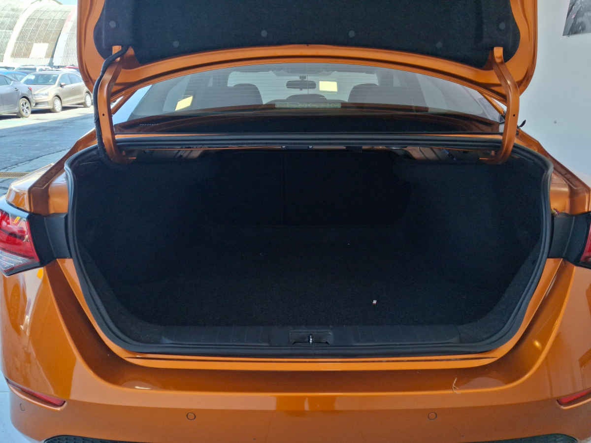 2023 Nissan Sentra 4p Advance L4/2.0 Aut