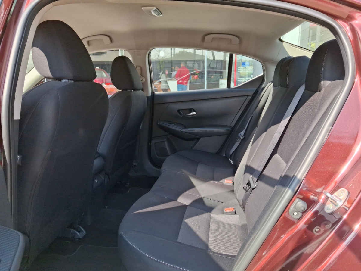 2023 Nissan Sentra 4p Advance L4/2.0 Man