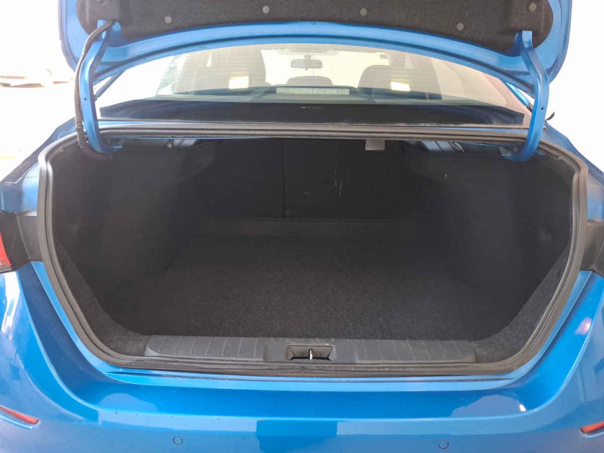 2021 Nissan Sentra 4p Advance L4/2.0 Aut