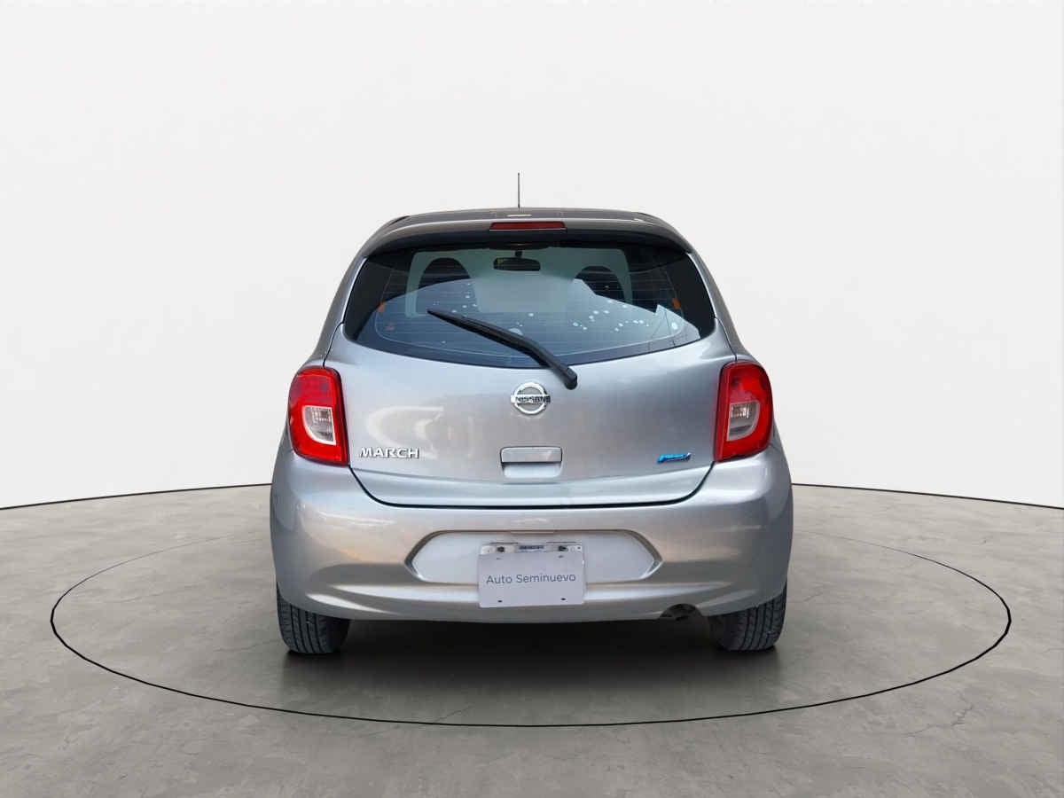 2016 Nissan March 5p Sense L4/1.6 Aut