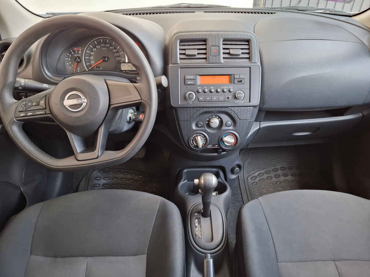 2025 Nissan March 5p Sense L4/1.6 Aut