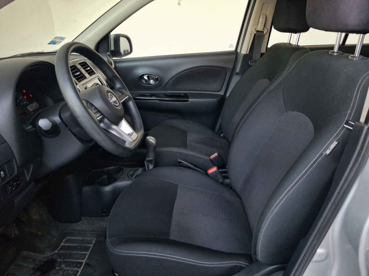 2022 Nissan March 5p Advance L4/1.6 Man