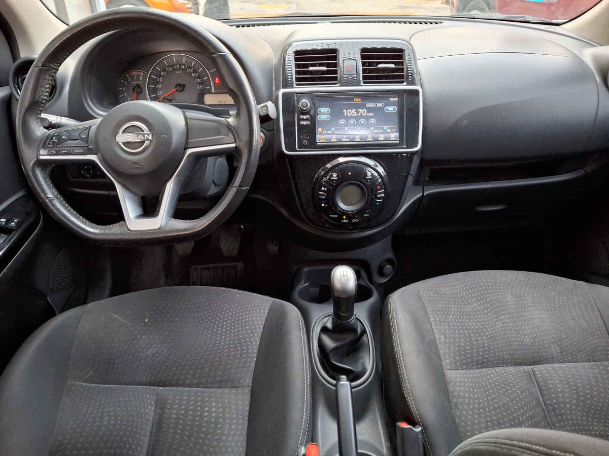 2022 Nissan March 5p Exclusive L4/1.6 Man