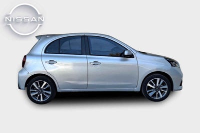 2022 Nissan March 5p Exclusive L4/1.6 Man