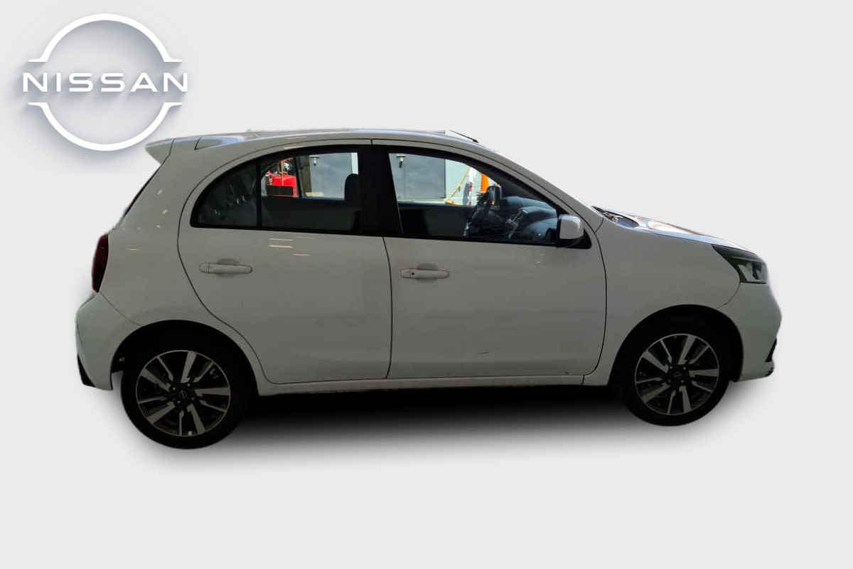 2023 Nissan March 5p Exclusive L4/1.6 Man