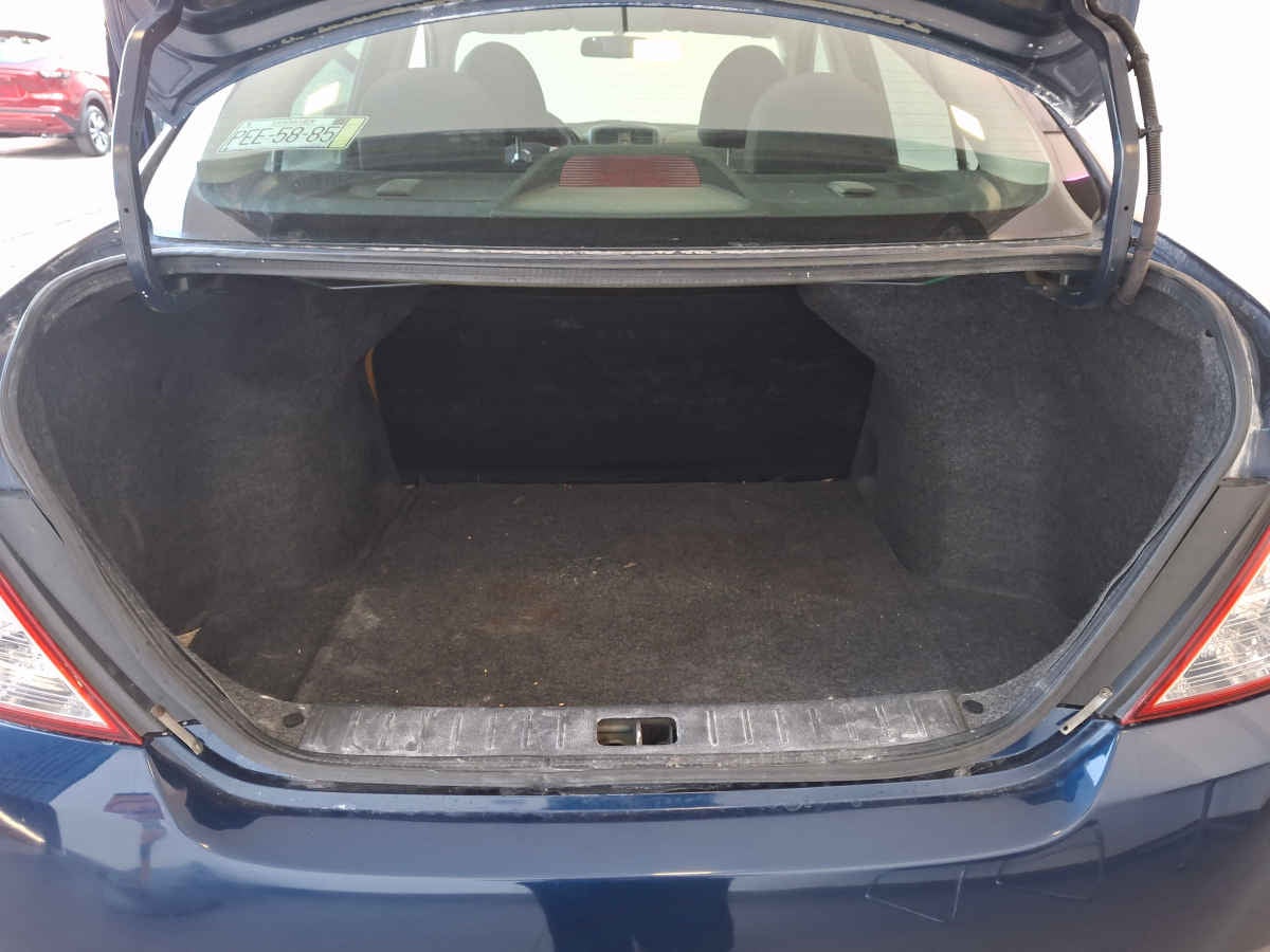 2018 Nissan Versa 4p Sense L4/1.6 Man