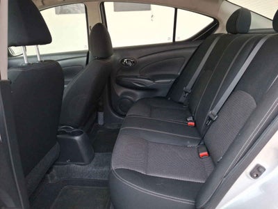 2019 Nissan Versa 4p Advance L4/1.6 Man