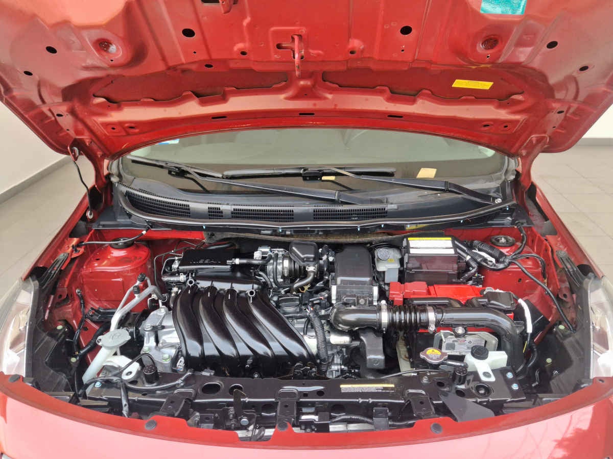 2019 Nissan Versa 4p Sense L4/1.6 Man