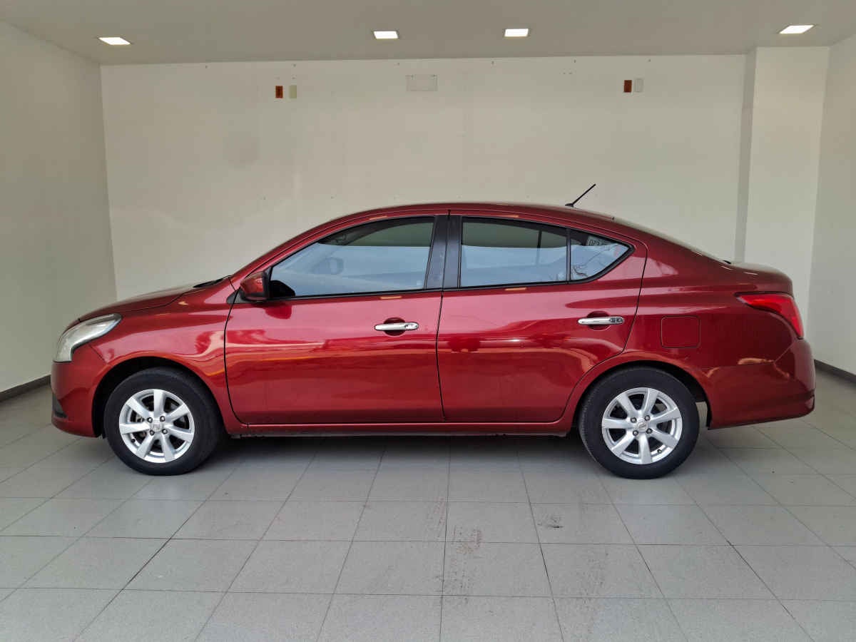 2019 Nissan Versa 4p Sense L4/1.6 Man