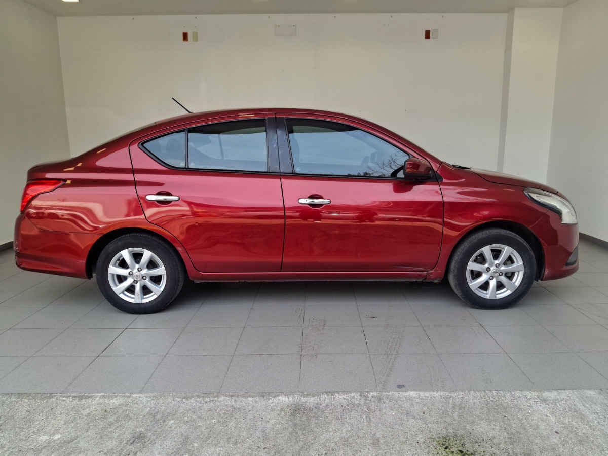 2019 Nissan Versa 4p Sense L4/1.6 Man