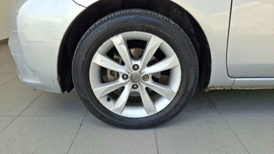 2014 Nissan Versa 4p Exclusive L4/1.6 Aut