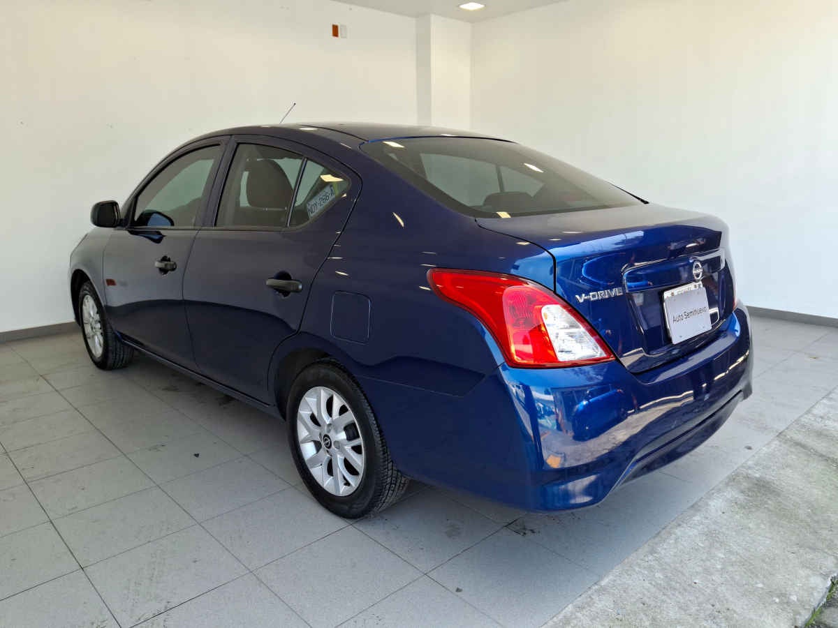 2024 Nissan V-Drive 4p L4/1.6 Man Audio