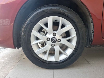 2025 Nissan V-Drive 4p L4/1.6 Man Audio