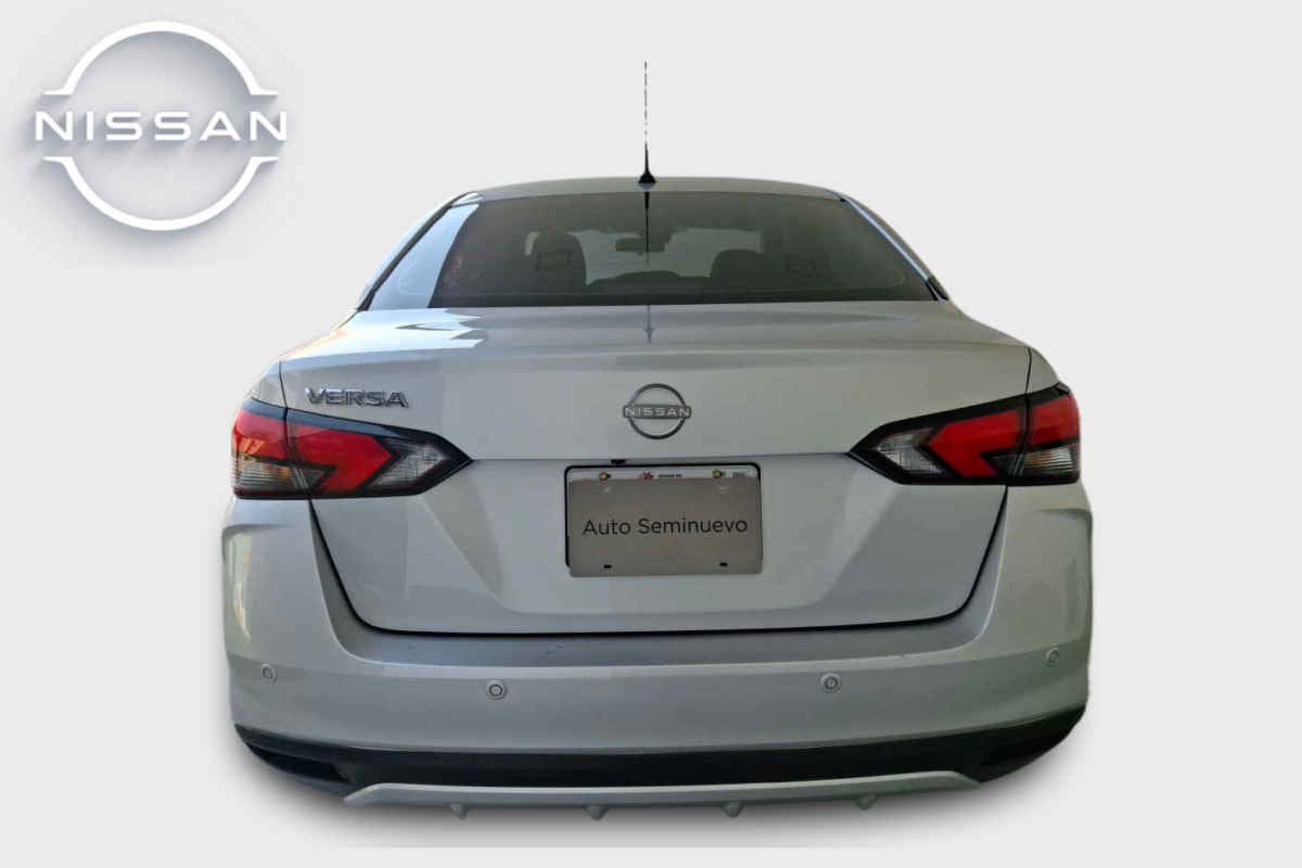 2024 Nissan Versa 4p Advance L4/1.6 Aut