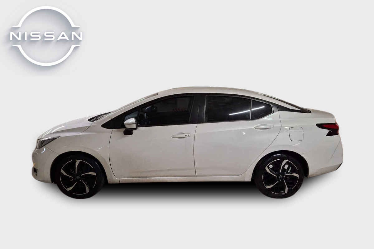 2024 Nissan Versa 4p Exclusive L4/1.6 Aut
