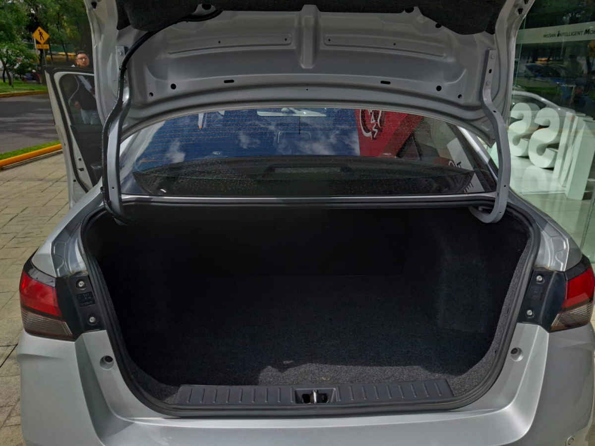 2024 Nissan Versa 4p Sense L4/1.6 Aut