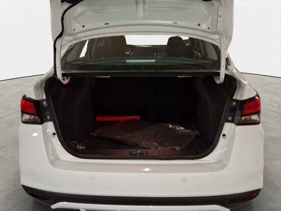 2025 Nissan Versa 4p Advance L4/1.6 Aut