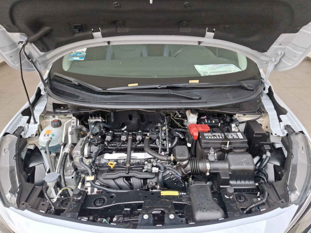 2024 Nissan Versa 4p Exclusive L4/1.6 Aut