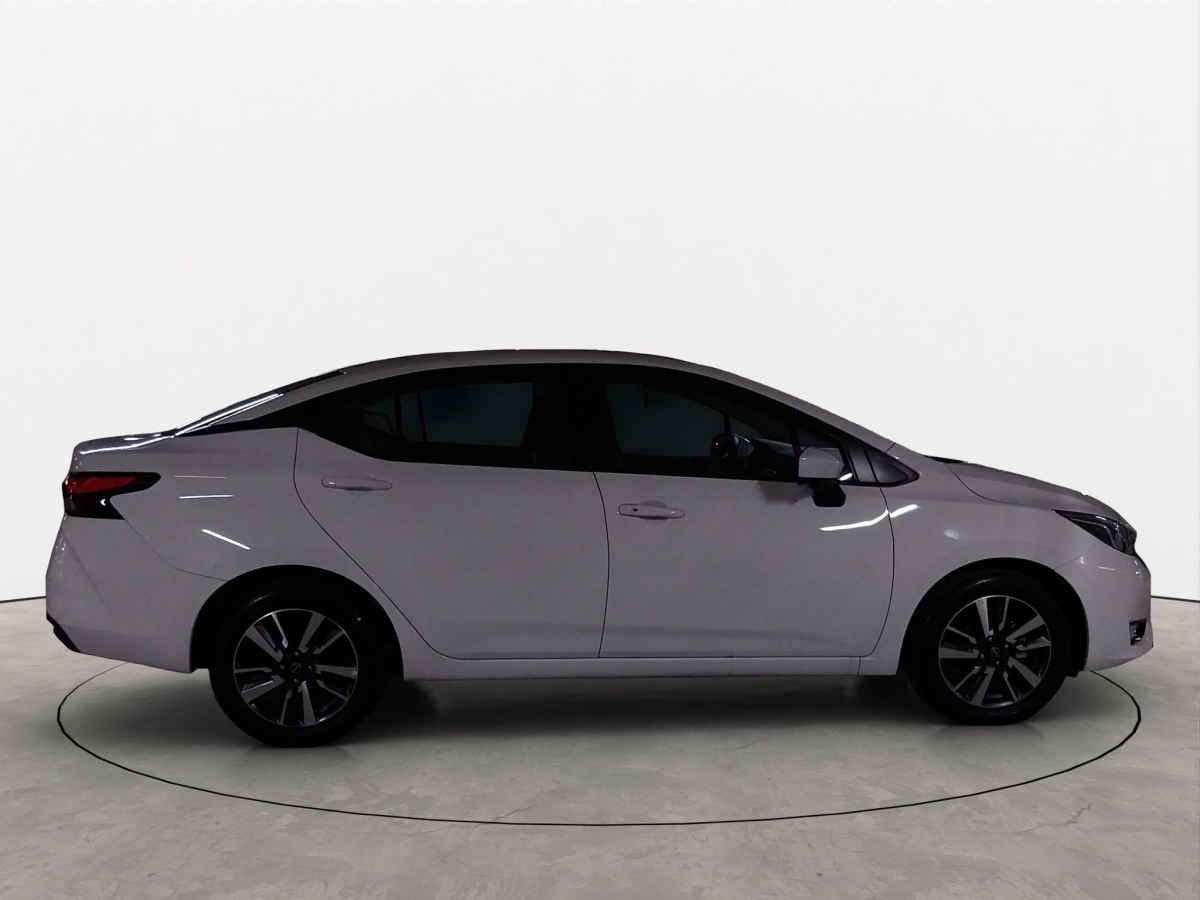 2024 Nissan Versa 4p Advance L4/1.6 Aut