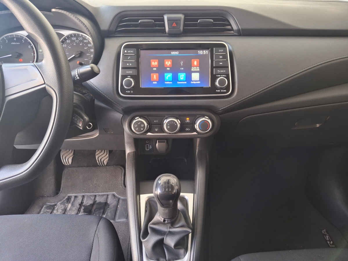 2023 Nissan Versa 4p Sense L4/1.6 Man